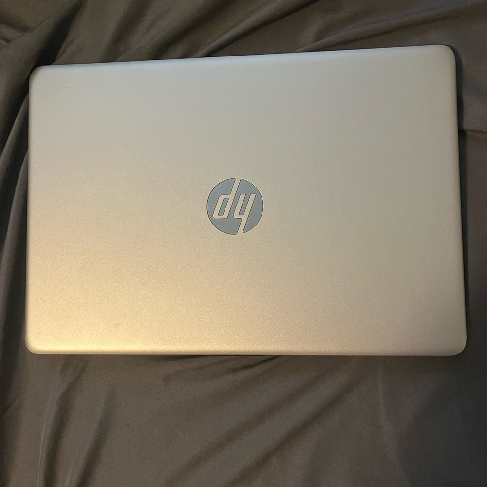 Used HP laptop recently upgraded so I have no need for this one anymore